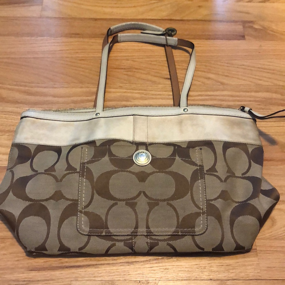 Coach purse
